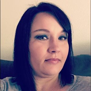 Meet your Posher, Janis